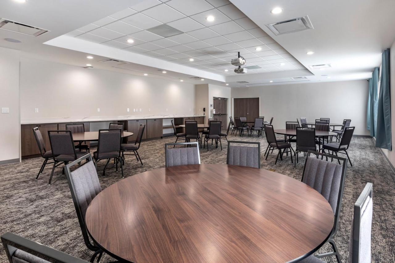 Staybridge Suites Grand Prairie Near Epic Central By Ihg Εξωτερικό φωτογραφία